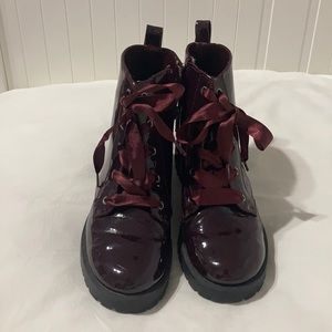 Kids Size 4 Burgundy Patent Lace Up Army Boots